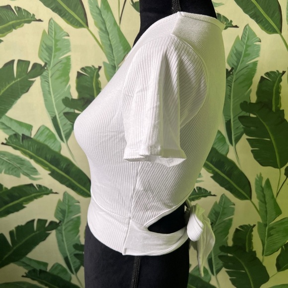 Garage White Ribbed Baby Tee Tie Back Cropped Top Size M - Picture 2 of 4